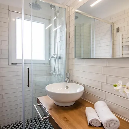 Tuguest S. Jeronimo Apartament *